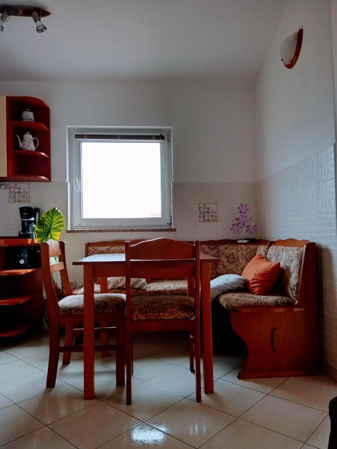 Apartmani Nikolina Ražanac Εξωτερικό φωτογραφία
